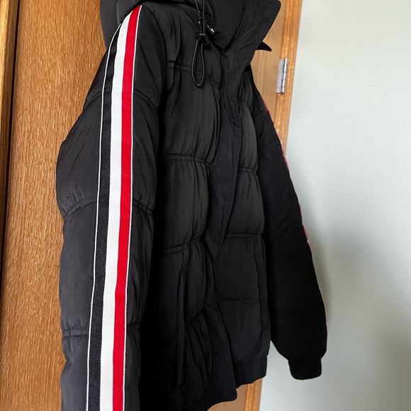 Black puffer jacket with red and white stripes - Picture 2 of 6
